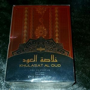 Khulasat Al Oud Parfum (Unisex)